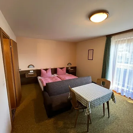 منزل للإقامة Gaestehaus Reiter